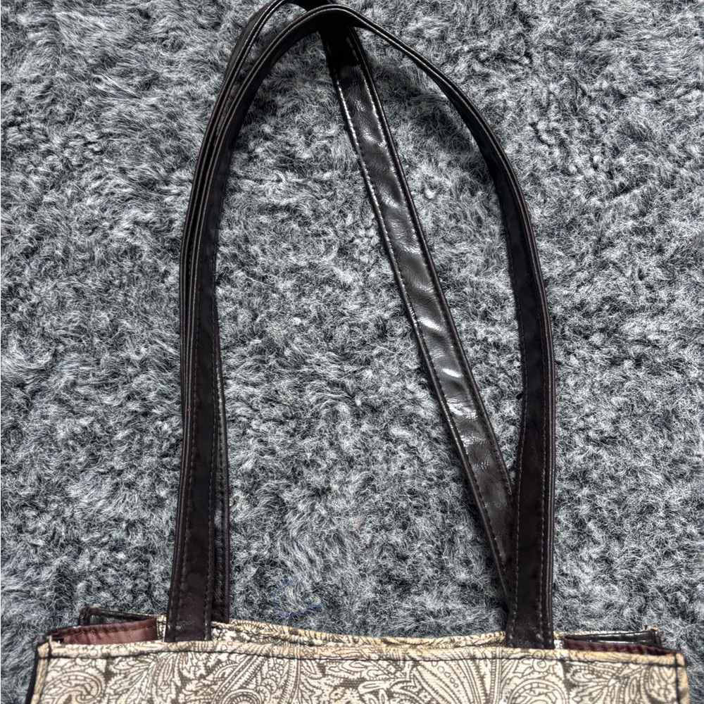 Elegant brown and Cream Tote Bag - Picture 4 of 13